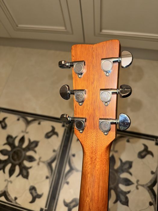 Продам Гитара Yamaha FG700S