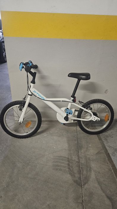 Bicicleta Infantil B'Twin 14" – Excelente Estado