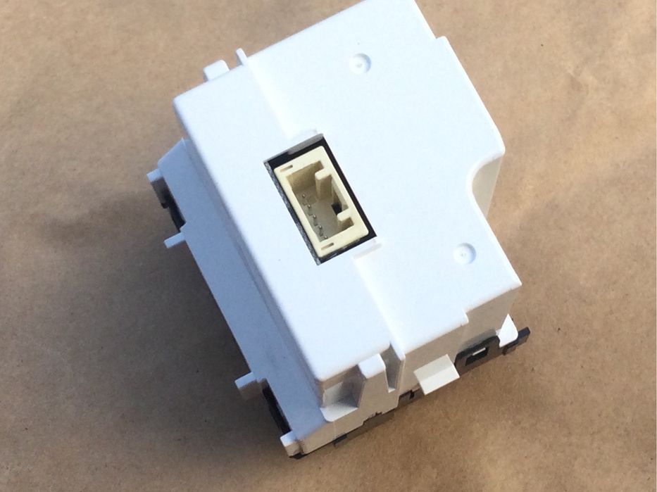 Часы автомобильные «LEXUS»