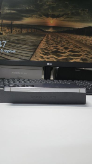 Samsung S25 Ultra 12/1TB, офіційний