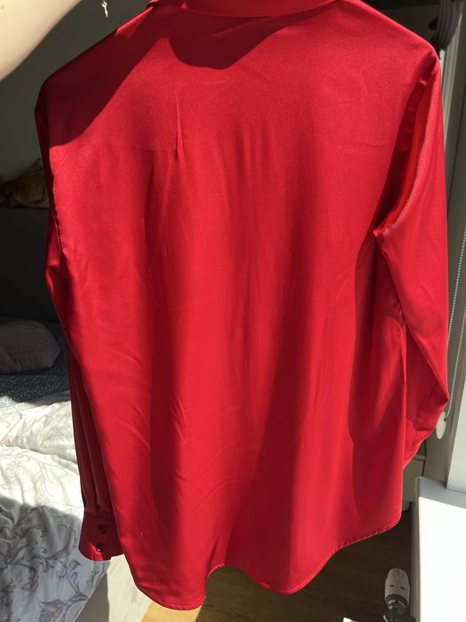 Червона атласна сорочка. Оверсайз. Розмір S