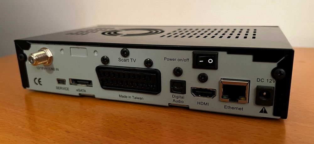 Dekoder satelitarny Dreambox DM 500 HD v2  linux