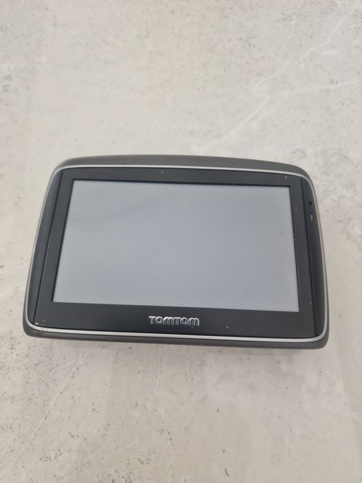 Unikat! TomTom GO 950 Traffic BOX | Stan Kolekcjonerski – RAZ ODPALONA NA TEST! + PILOT, UCHWYT, ETUI