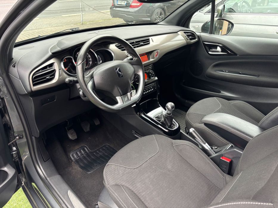 DS 3 PureTech 82 Connected Chic