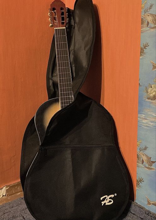 Гітара BANDES з чохлом