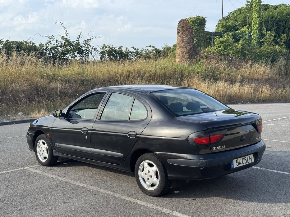 RENAULT Megane I Classic 1.4 75 cv