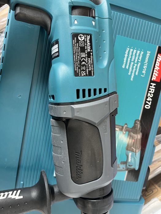 Перфоратор Makita HR2470 (Оригінал !)