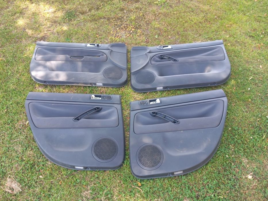 Volkswagen Passat b5FL kombi tapicerki drzwi boczki