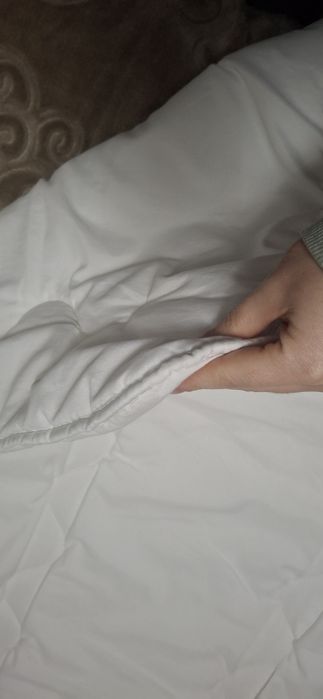 Дитяча ковдра, є ще у наявності підковдра, 2 наволочки та прост