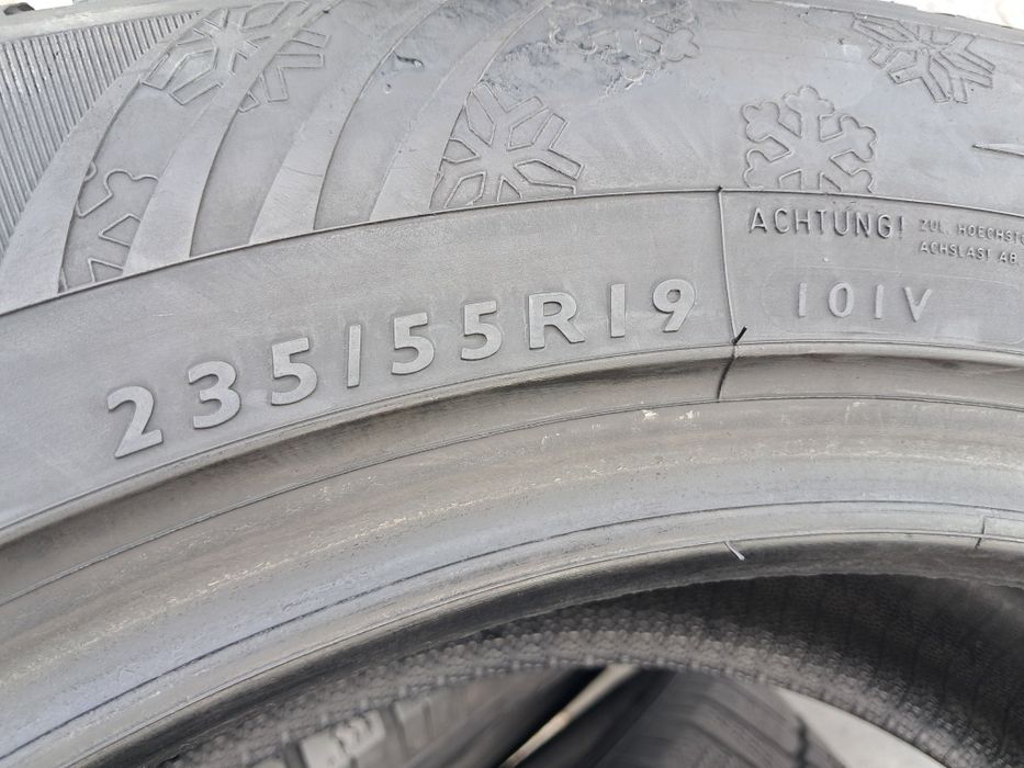 Резина зимова, 235/55 R19 Dunlop 4D (арт. 14053)