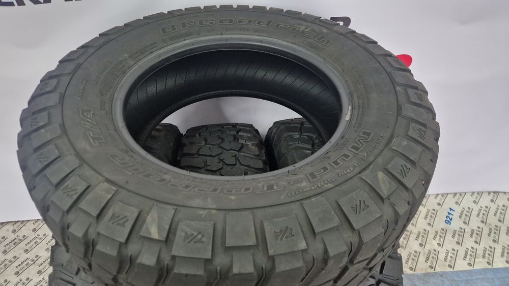 Opony BFGoodrich MudTerain T/A km2   255/75R17