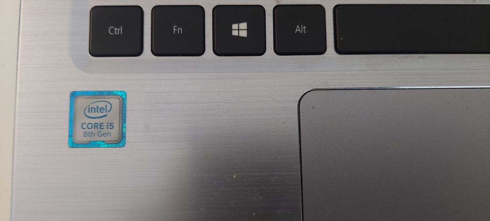 Acer Swift Intel i5 1.6Ghz 238Gb