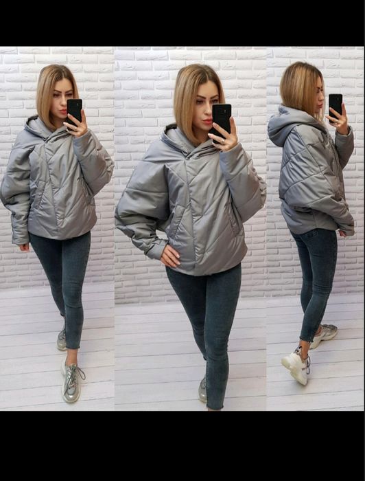 Нова жіноча куртка