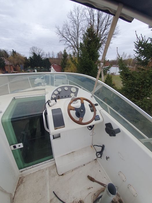 Łódź Beneteau 701