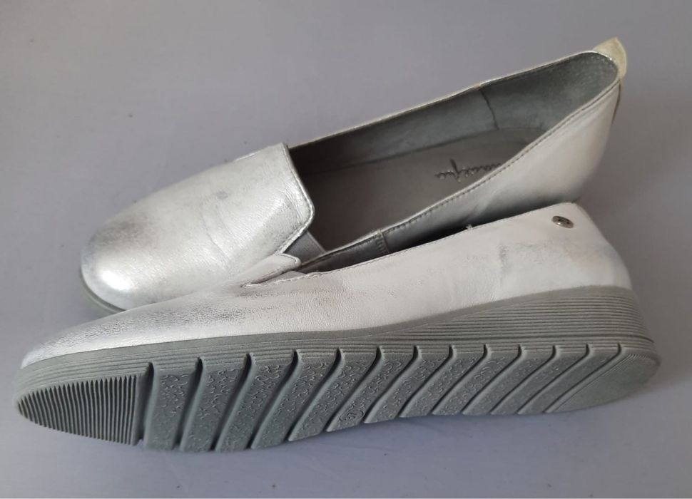 Nowe buty wsuwane Maciejka rozm 39