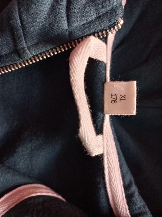 r.L 60% bawełny,bluza z kapturem