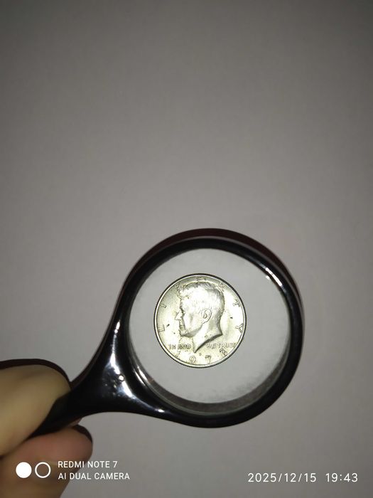 ## moeda ½ dollar Kennedy Half Dollar 1973 (vintage / america) ##