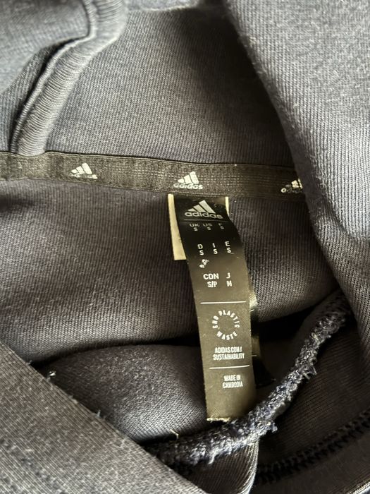 Продам кофту Adidas