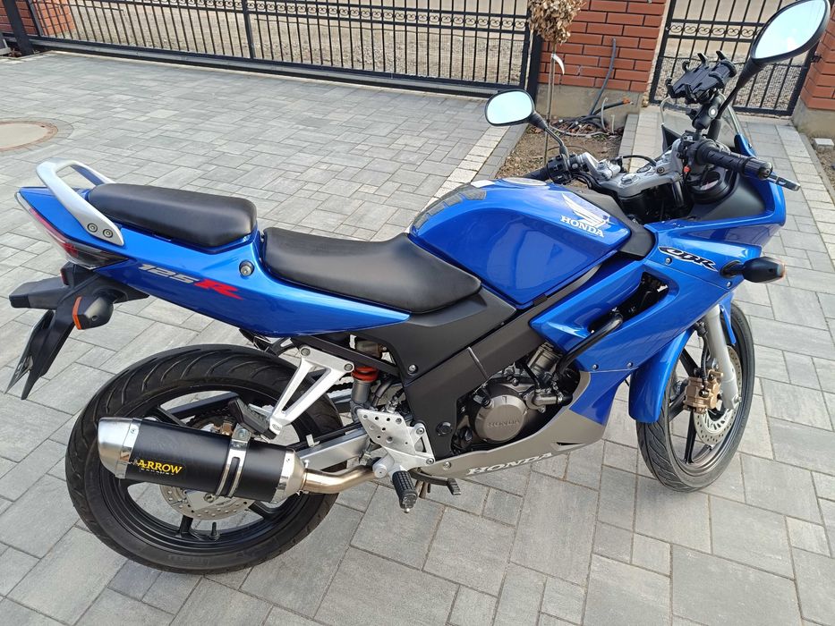 Honda CBR 125R JC34 kat. B/A1 przebieg 13075km