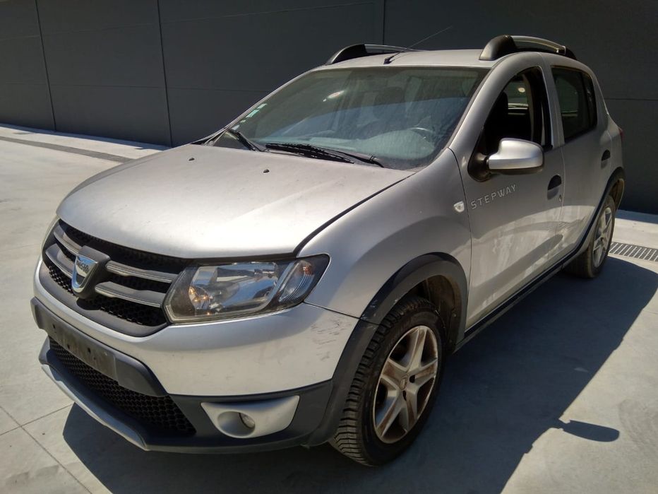 DACIA SANDERO II - 2014 - Para Peças