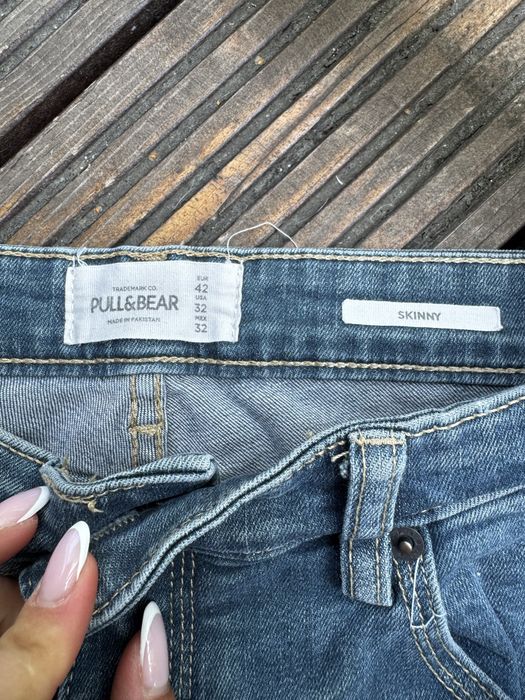 Spodnie skinny pull and bear