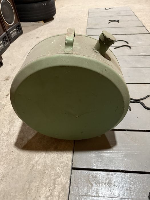 Каністра на 30 літрів