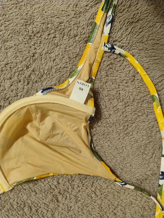 Góra biustonosz od stroju kąpielowego Lorin XS cytrynka
