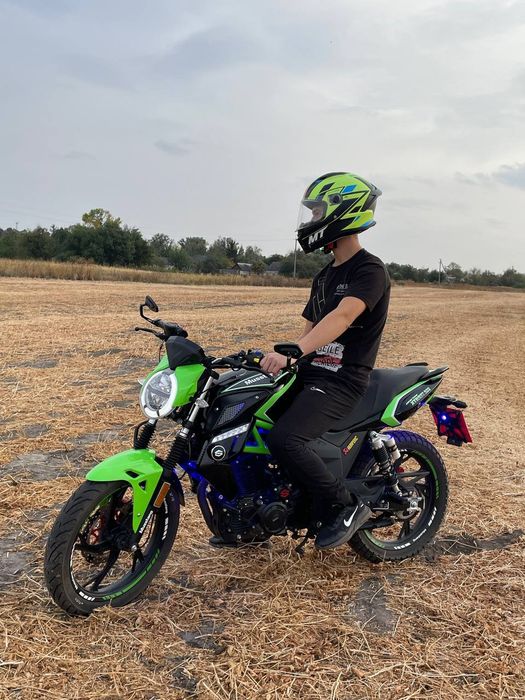 продам мотик musstang xtreet 250