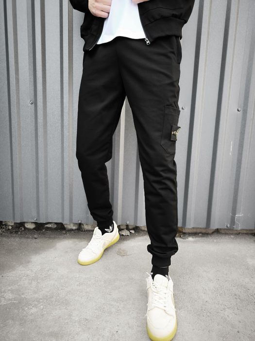 Чоловічий костюм stone island