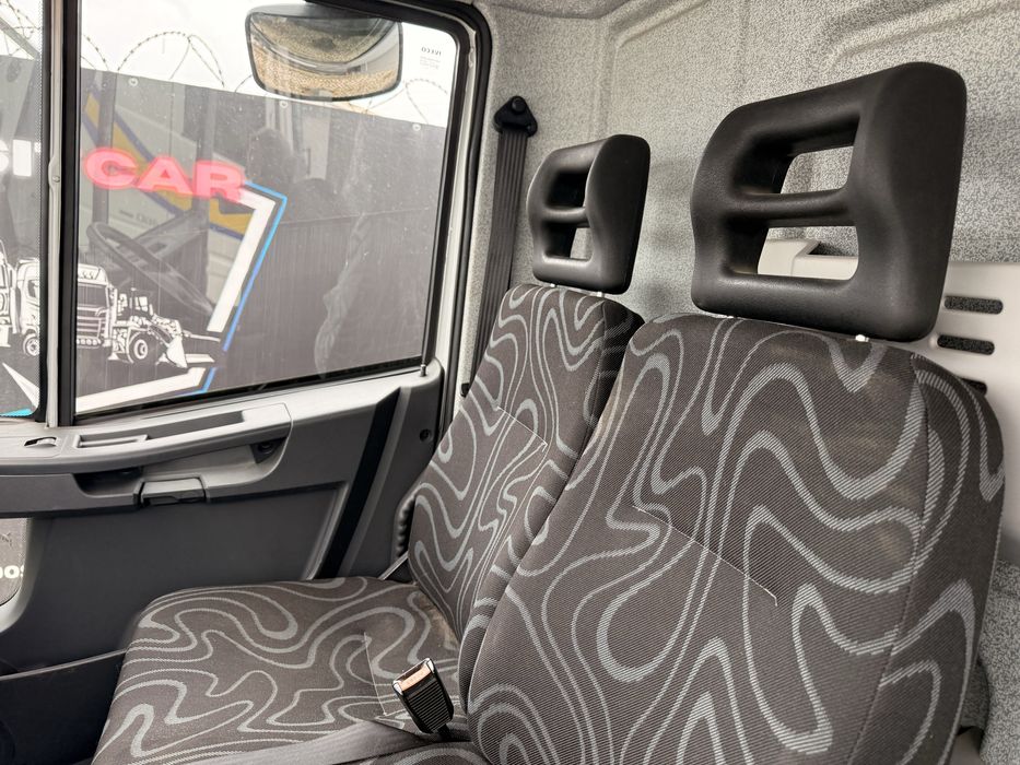 IVECO 15Ton 320cv 2016 COMO NOVA APENAS 71.000km ###OPORTUNIDADE###