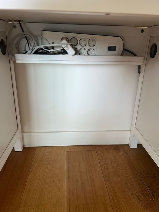 Secretária IKEA modelo Hemnes