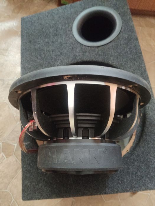 Sprzedam Subwoofer samochodowy Boschmann