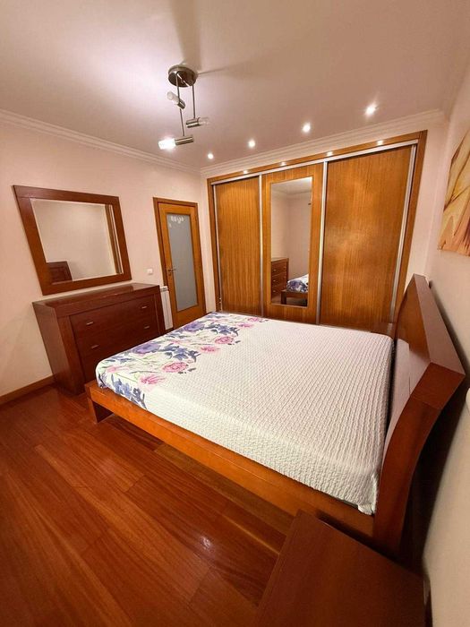 Conjunto de quarto (cerejeira) completo