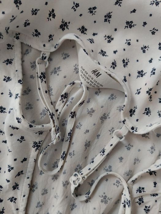 Lekka, zwiewna sukienka dziewczęca H&M