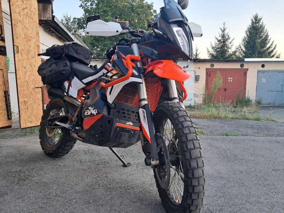KTM 890 Adventure R