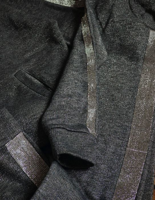 Люрексовий спортивний костюм зі стразовими лампасами