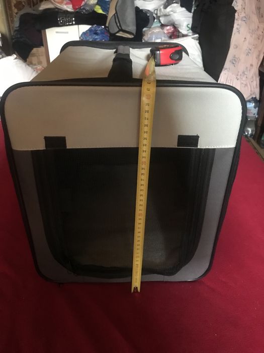 Переноска - хатинка для тварин