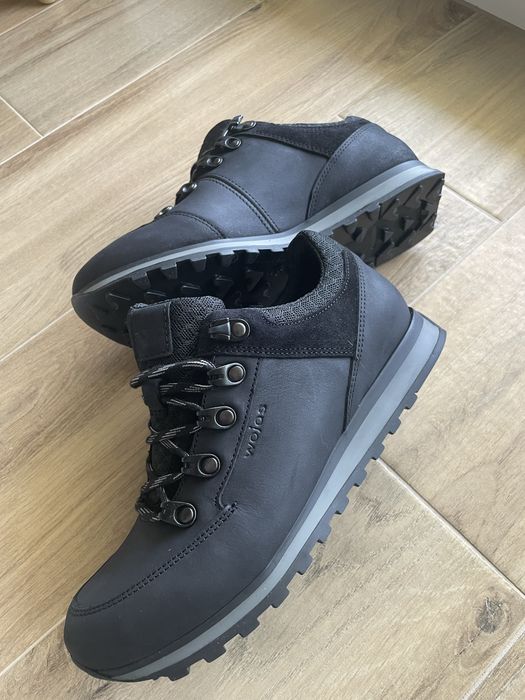 Czarne trekkingi damskie Wojas + olejek do pielegnacji