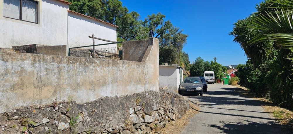 Casa  em Monchique. (PARTICULAR)