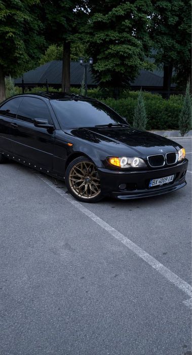 BMW E46 coupe 2000