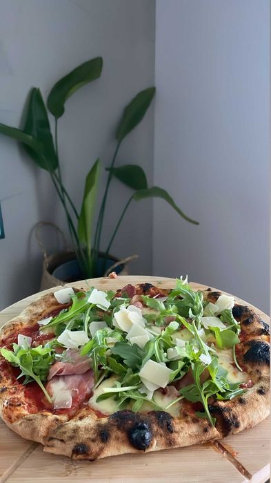 Piec do  pizzy Spice caliente bisscotto 2000w obrotowy kamien 500stopn