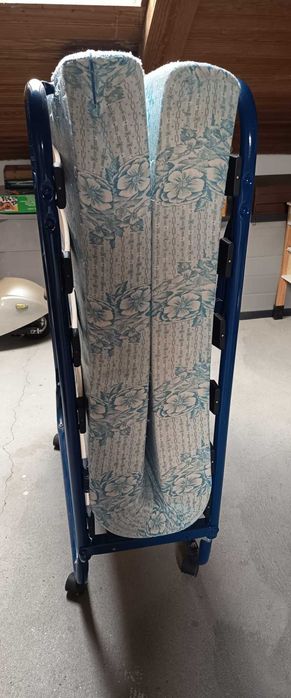 Cama (divâ) com colchão