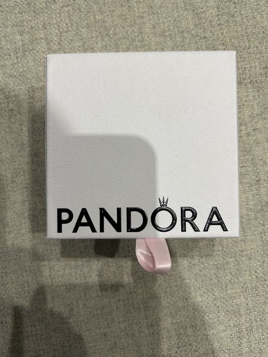 Colar pandora rosa dourado