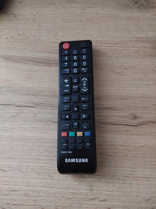 Продам телевизор SAMSUNG ue32j4500ak smart TV