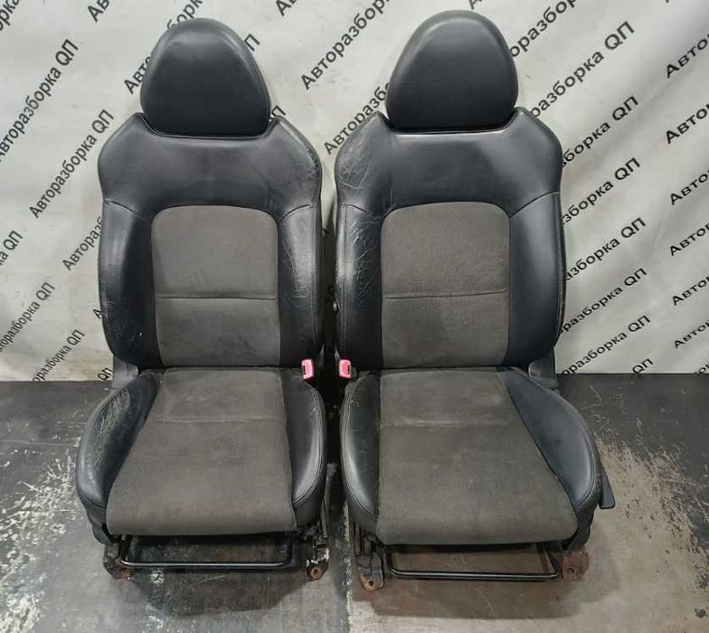 Салон, серая ткань/кожа Subaru Legacy 4. Разборка Subaru Legacy 4