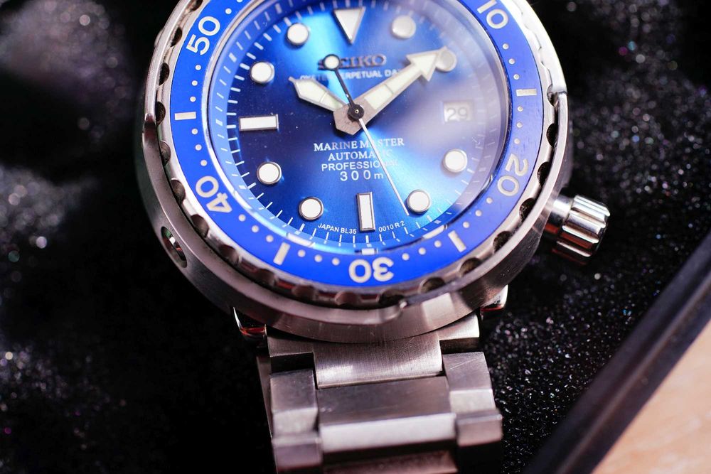 Seiko mod Tuna Marinemaster Diver 300m Steeldive szafir
