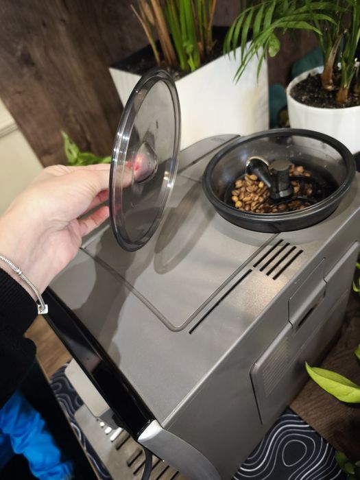 Кавомашина Siemens EQ 6 - капучино,лате,кава вдома!