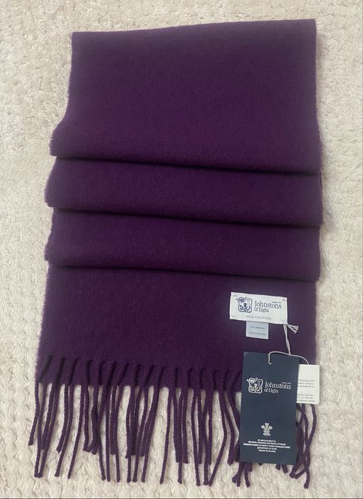 Шарф 100% Lambswool від Johnstons of Elgin.
