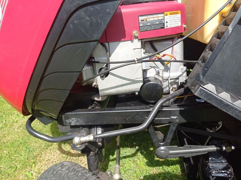 Traktorek kosiarka Castelgarden, 18 HP dwa cylindry V.