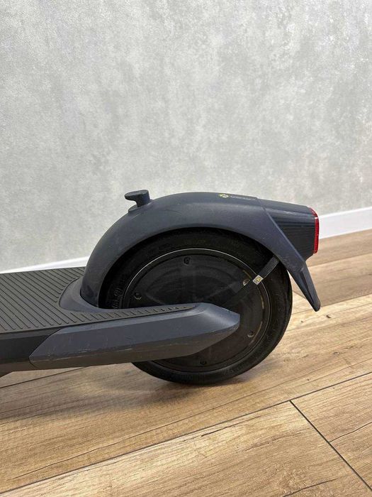 Електросамокат Seegway Ninebot E2 PRO